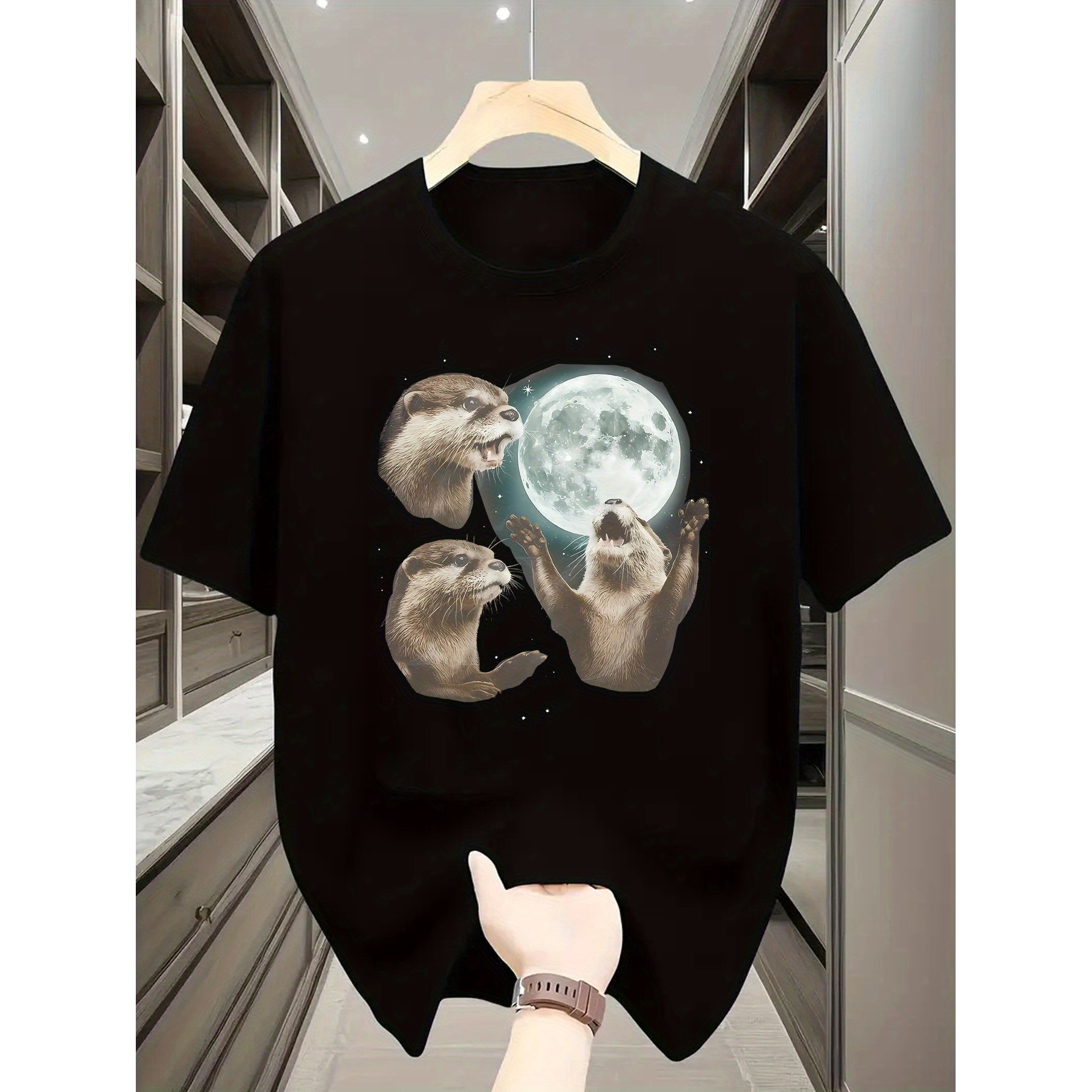 Undershirt Crew Neck - T-shirt graphique Playful Otters Under Moonlight